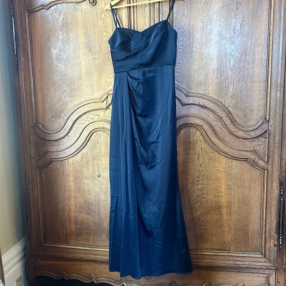 AZAZIE BONA Stretch Dark Navy A-Line V-Neck Pleated Stretch Satin - Picture 11 of 16